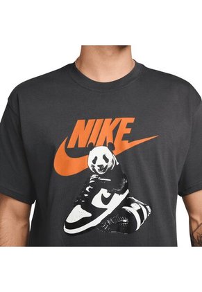 Camiseta Nike M Nsw Tee Fw Mbr Cnct Fa25 Hombre-Gris