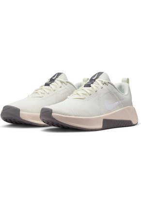 TENIS NIKE MUJER FQ1830-120 MC TRAINE Talla 8.5