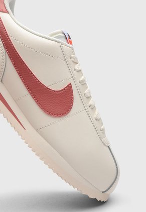 Tenis NIKE Cortez Marfil