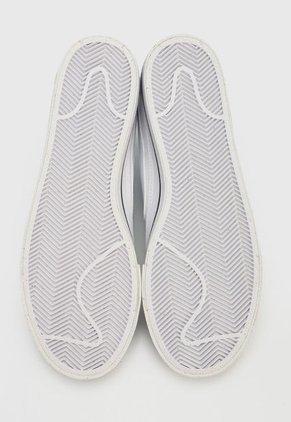 Tenis Lifestyle Blanco-Negro Nike Court Legacy NN