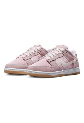 Tenis Mujer Nike Dunk Low Se Bear - Rosa