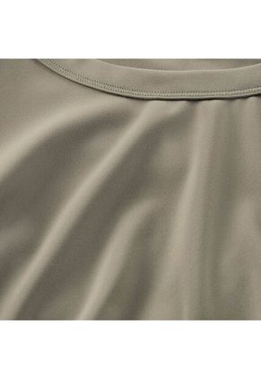 CAMISETA NIKE MUJER FN2804-320 Talla S
