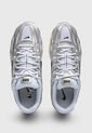Tenis NIKE P-6000 Plateado de Nike