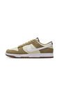 Tenis Hombre Lifestyle Nike Dunk Low Retro SE Marrón de Nike
