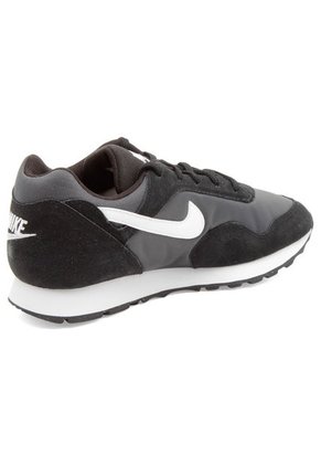 Tenis Lifestyle Negro-Blanco Nike Outburst