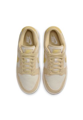 Tenis Mujer Lifestyle Nike Dunk Low Next Nature SE Dorado