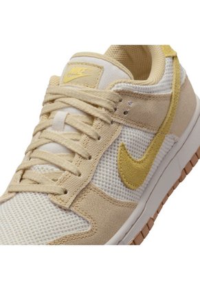 Tenis Mujer Lifestyle Nike Dunk Low Next Nature SE Dorado