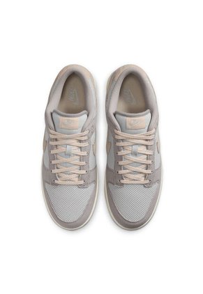 Tenis Hombre Lifestyle Nike Dunk Low Retro SE Gris