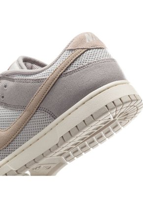 Tenis Hombre Lifestyle Nike Dunk Low Retro SE Gris