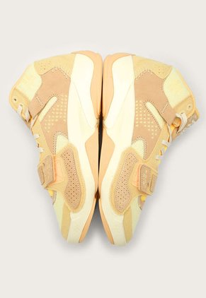 Tenis Basketball Amarillo-Beige-Salmón Nike Jordan Zion 2 Full Moon