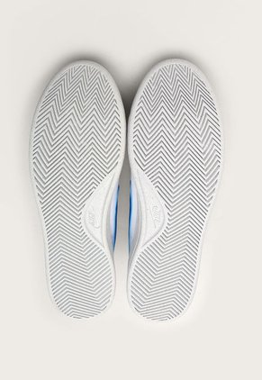 Tenis Lifestyle Blanco-Azul Nike Court Royal