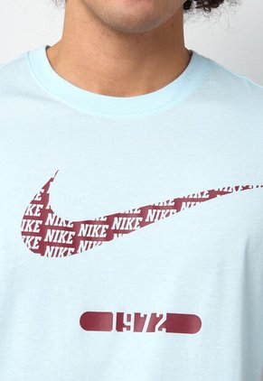 Camiseta NIKE Celeste