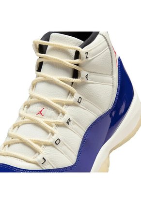 Tenis Hombre Air Jordan 11 Retro "Rare Air" Blanco