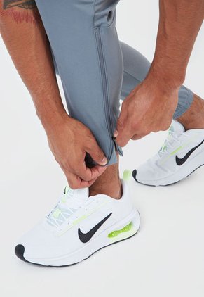 Pantalón Sudadera Gris Nike Dri-FIT Challenger