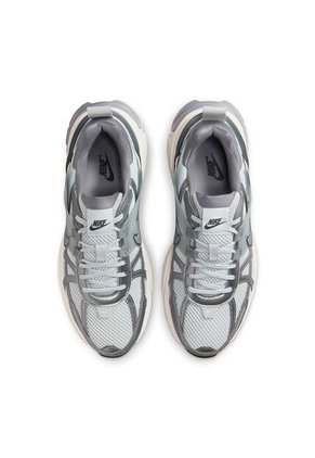 TENIS NIKE MUJER FD0736-003 V2K RUN Talla 8