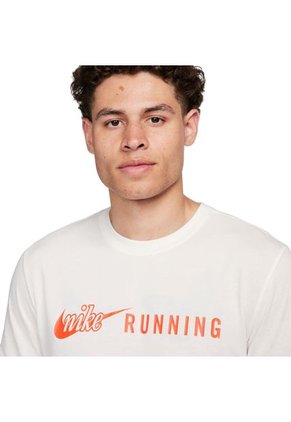 Camiseta Nike Dri Fit Tee Run-Blanco