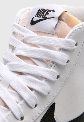 Tenis Lifestyle Blanco-Negro Nike Blazer Mid '77 SE