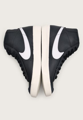 Tenis Lifestyle Negro-Blanco Nike Blazer Mid '77 Vintage