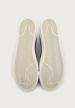 Tenis Lifestyle Negro-Blanco Nike Blazer Mid '77 Vintage