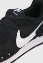 Tenis Lifestyle Negro-Blanco Nike Venture Runner de Nike