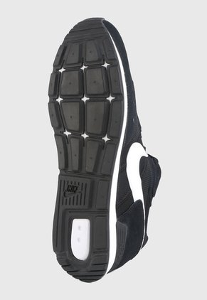 Tenis Lifestyle Negro-Blanco Nike Venture Runner