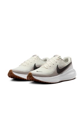 TENIS NIKE HOMBRE HJ9198-005 REVOLUTIO Talla 9