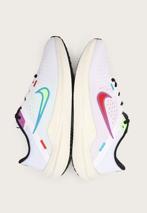 Tenis Running Blanco-Multicolor Nike Air Winflo 10 SE