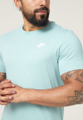 Camiseta Verde Menta-Blanco Nike Sportswear Club