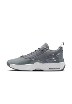Tenis Nike Jordan Max Aura 6 Hombre-Gris