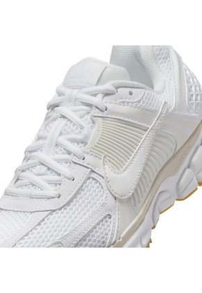 Tenis Mujer Nike Zoom Vomero 5