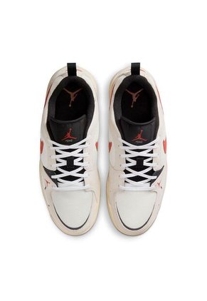 TENIS NIKE MUJER HJ6777-101 JORDAN CM Talla 7