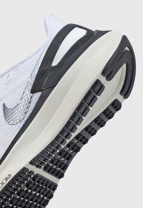 Tenis Running Blanco-Negro-Plateado NIKE Structure 25