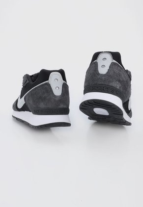 Tenis Lifestyle Gris-Blanco-Negro Nike Venture Runner