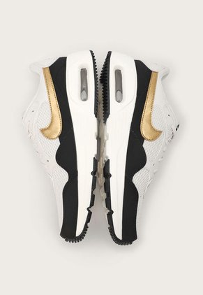 Tenis Lifestyle Marfil-Dorado-Negro Nike Air Max SC SE