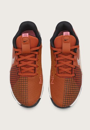 Tenis Training Marrón-Blanco-Negro Nike Metcon 8