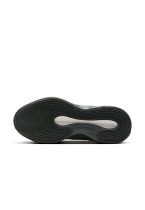 Tenis Hombre Nike G.T. Hustle Academy Negro