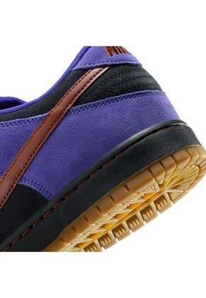 Tenis Hombre Nike SB Dunk Low Pro Violeta