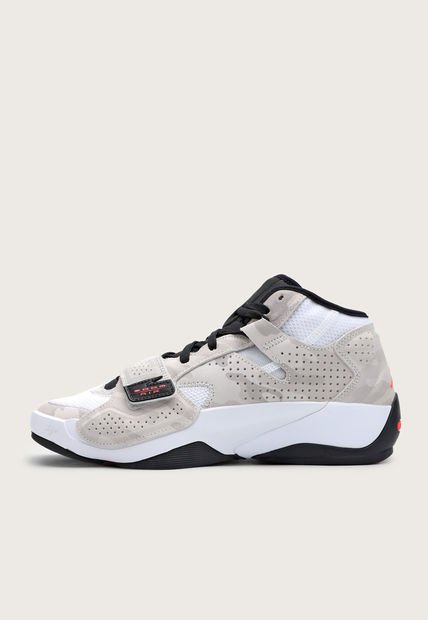 Tenis Basketball Beige-Blanco-Negro Nike Jordan Zion 2