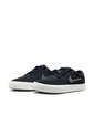 Tenis Mujer Nike Charge Suede SE Negro de Nike