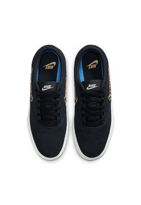 Tenis Mujer Nike Charge Suede SE Negro