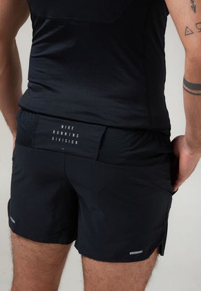 Pantaloneta Negro-Blanco Nike Dri-FIT Stride Run Division