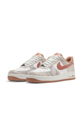 Tenis Nike Air Force 1 07 Lv8 Emb Hombre-Blanco