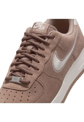 Tenis Nike Air Force 1 07 Lv8 Trend Hombre-Café
