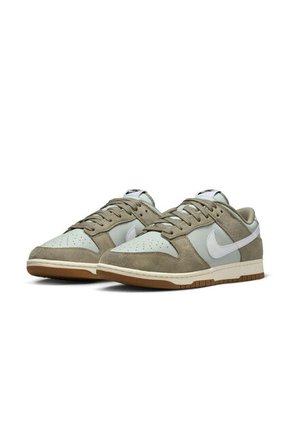 Tenis Hombre Nike Dunk Low Retro SE Gris