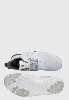 Tenis Training Blanco-Negro Nike Renew In-Season TR 9