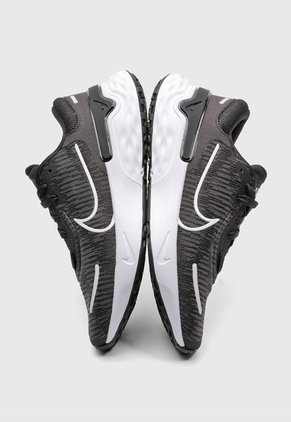 Tenis Running Negro-Blanco Nike Renew Run 4