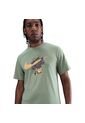 Camiseta Nike M Nsw Tee Iykyk Fs Hombre-Verde de Nike