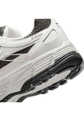 TENIS NIKE HOMBRE IO8711-101 P-6000 Talla 9