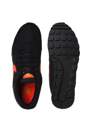 Tenis Lifestyle Negro-Naranja Nike MD Runner 2