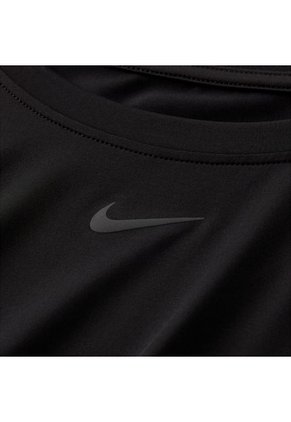 Camiseta Nike Uno Clásico Mujer-Negro